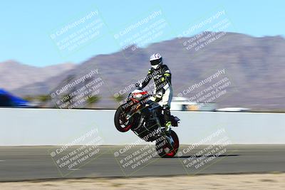 media/Jan-09-2022-SoCal Trackdays (Sun) [[2b1fec8404]]/Front Straight Speed Shots (1pm)/